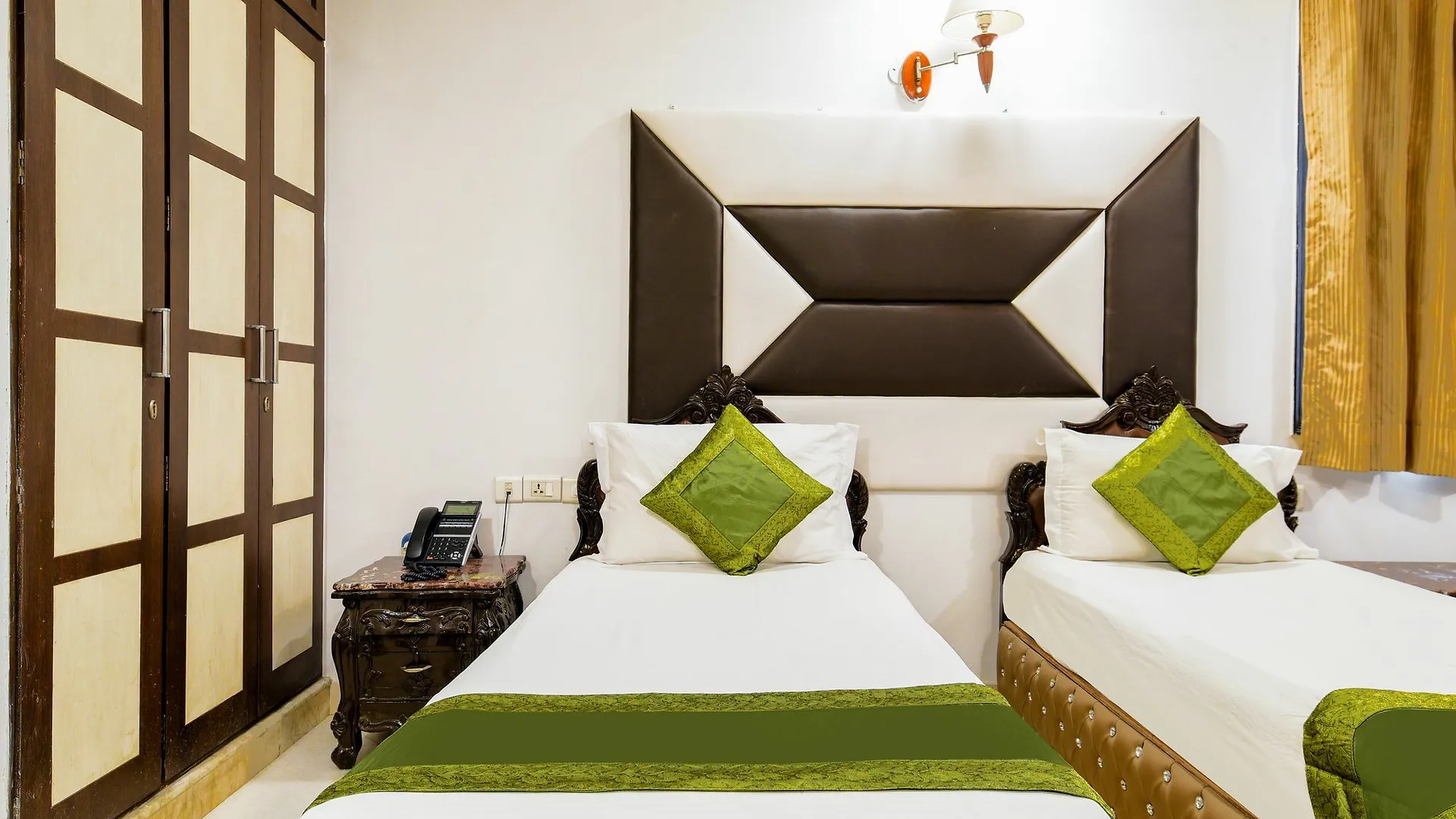 Hotel Baljeet Lodge New Delhi